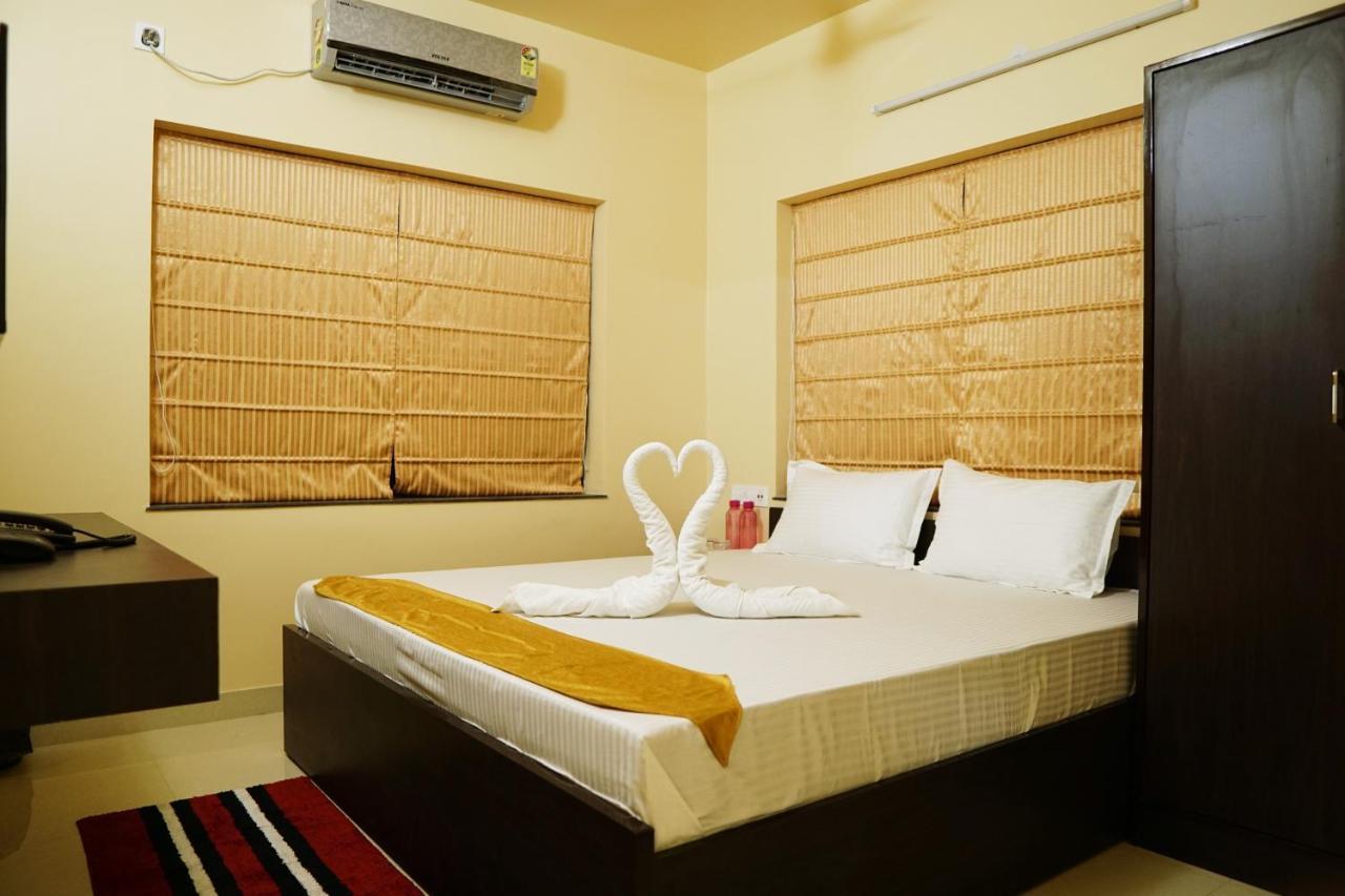 Hotel Rama Golden Root New Town Kalkutta Exterior foto